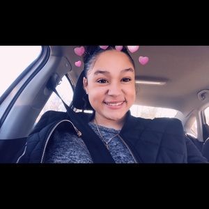 Meet your Posher, Izabella